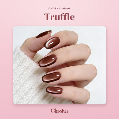 Truffle cat-eye gel nails by Glossiva